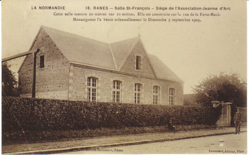 Salle Saint François, route de la Ferté-Macé