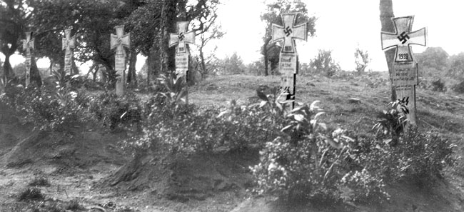 Tombes de soldats SS près de Rânes